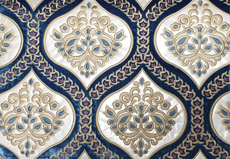 پارچه پرده گلدوزی گل چرمی مجلسی بومونتی کد722
